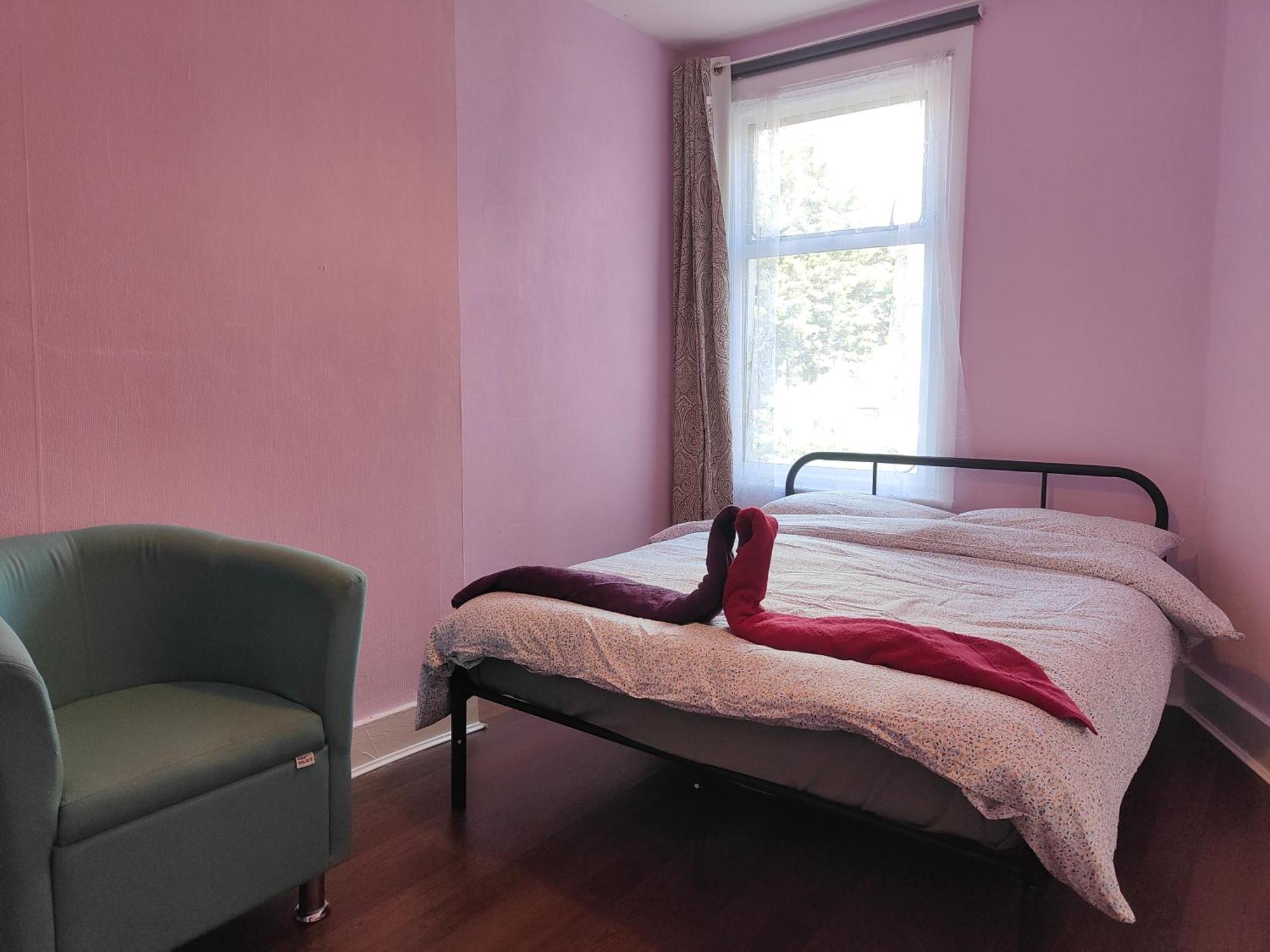 Charming Double Bed Retreat 호텔 런던 외부 사진