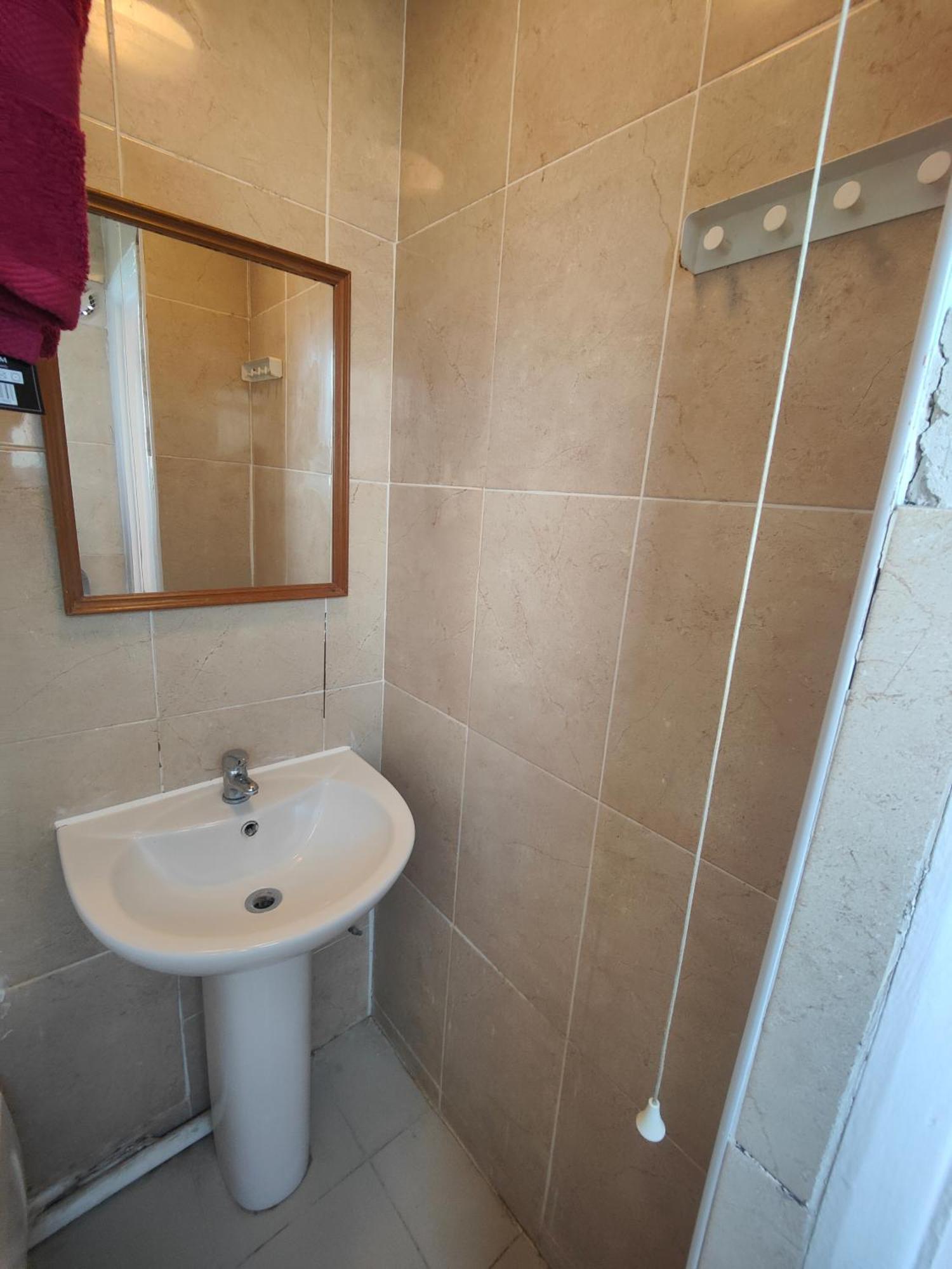 Charming Double Bed Retreat 호텔 런던 외부 사진